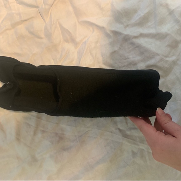 Adams USA Sliding and Fielding Softball Gaurd - Picture 3 of 3